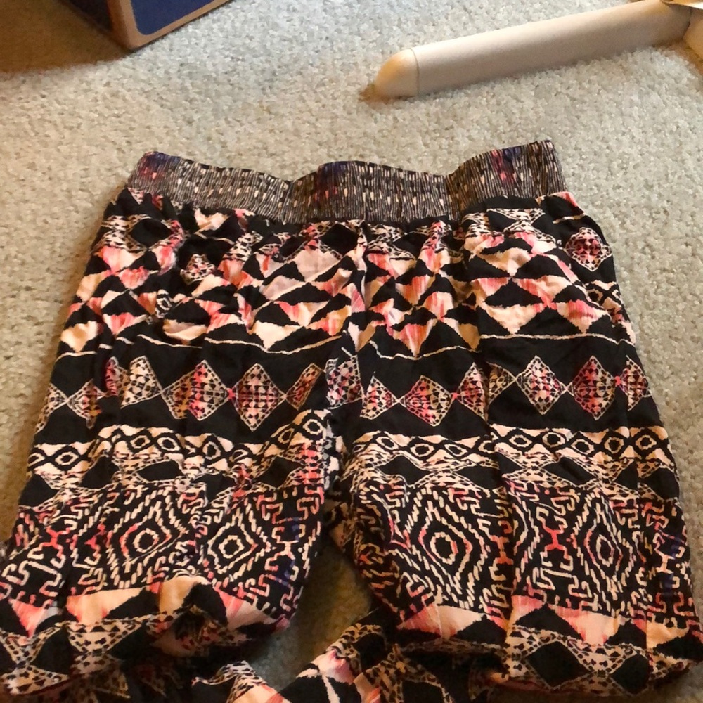 Patterned Flowy Pants